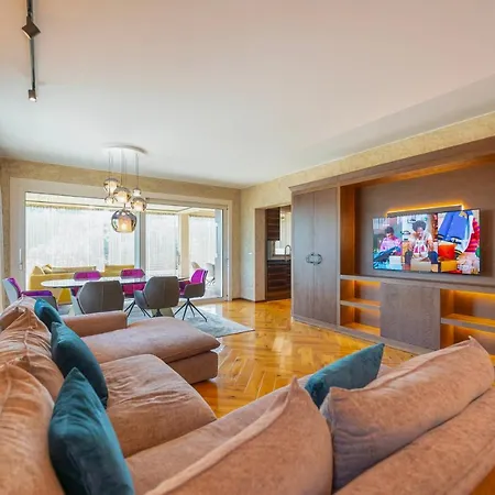 Venice New Luxury Penthouse - Free Parking And Roof Terrace *