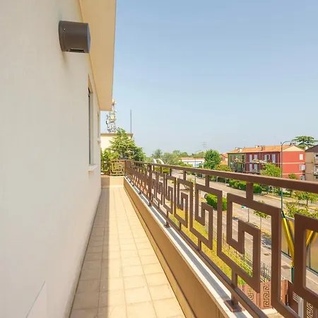 Apartment Venice New Luxury Penthouse - Free Parking And Roof Terrace Mestre