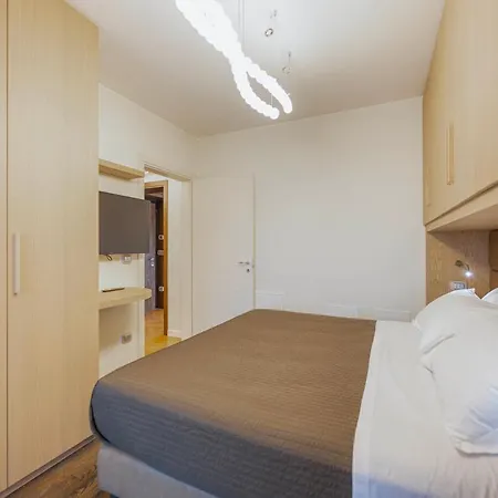 Apartment Venice New Luxury Penthouse - Free Parking And Roof Terrace Mestre