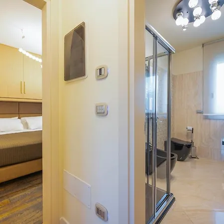 Apartment Venice New Luxury Penthouse - Free Parking And Roof Terrace Mestre