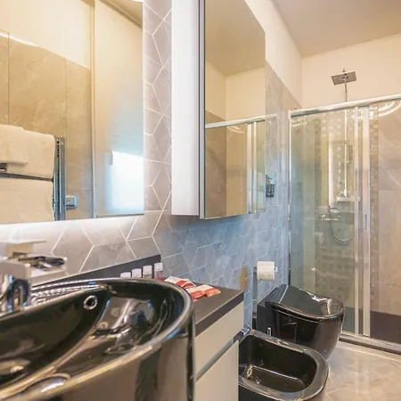 Venice New Luxury Penthouse - Free Parking And Roof Terrace Apartment Mestre