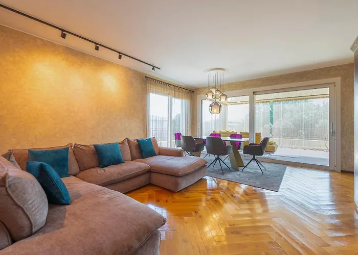 Venice New Luxury Penthouse - Free Parking And Roof Terrace